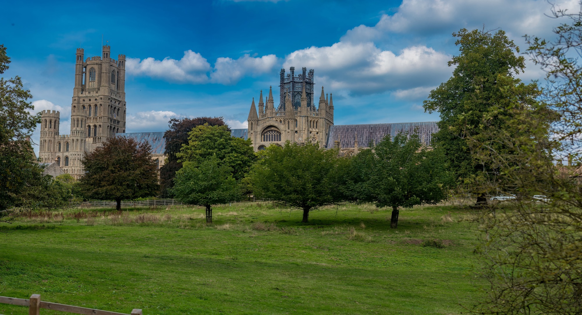 Day Trip in Cambridge Eco Mosque & Cambridge University